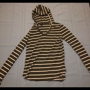 Long sleeve stripped hoodie-shirt